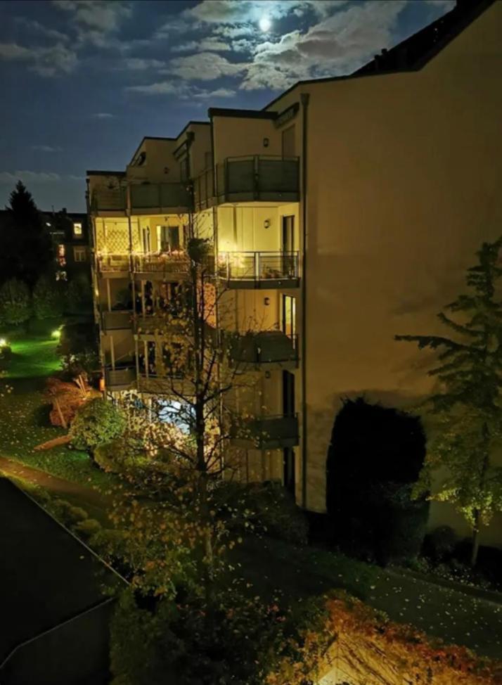 "Greensun-Homes" Messe, Flughafen Und Zentrums Nah, Ruhig, Modern, Schnelles Wlan, Balkon Und Kueche, Freies Parken, 4 Schlafplaetze Moeglich Cologne Exterior photo